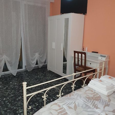 Andrea Affittacamere E B&B Solignano Nuovo Εξωτερικό φωτογραφία