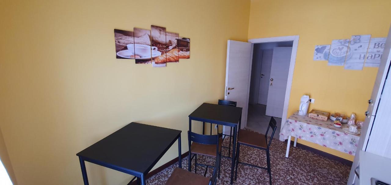 Andrea Affittacamere E B&B Solignano Nuovo Εξωτερικό φωτογραφία