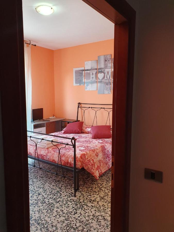 Andrea Affittacamere E B&B Solignano Nuovo Εξωτερικό φωτογραφία