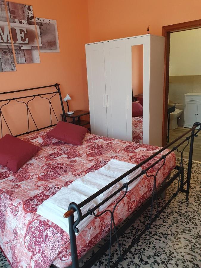 Andrea Affittacamere E B&B Solignano Nuovo Εξωτερικό φωτογραφία