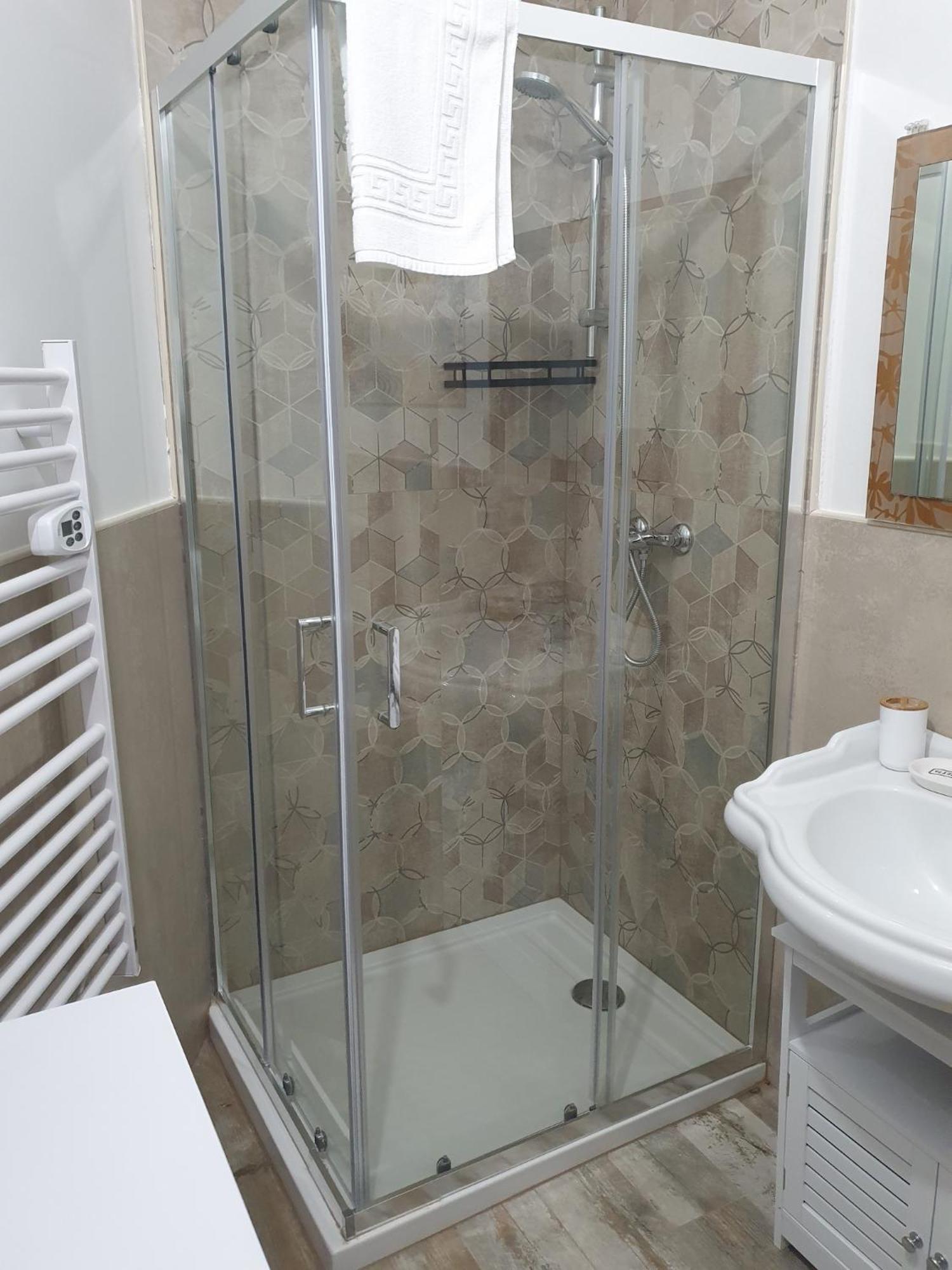 Andrea Affittacamere E B&B Solignano Nuovo Εξωτερικό φωτογραφία