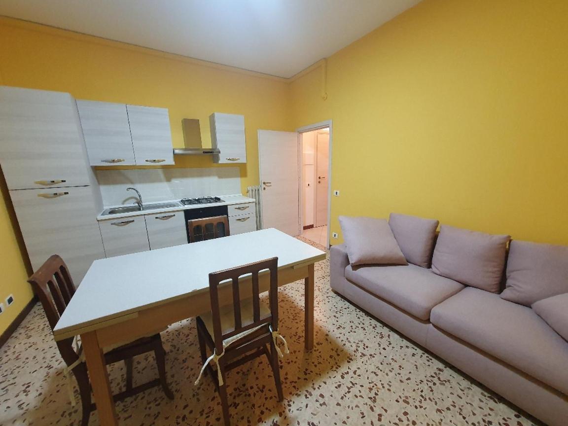 Andrea Affittacamere E B&B Solignano Nuovo Εξωτερικό φωτογραφία